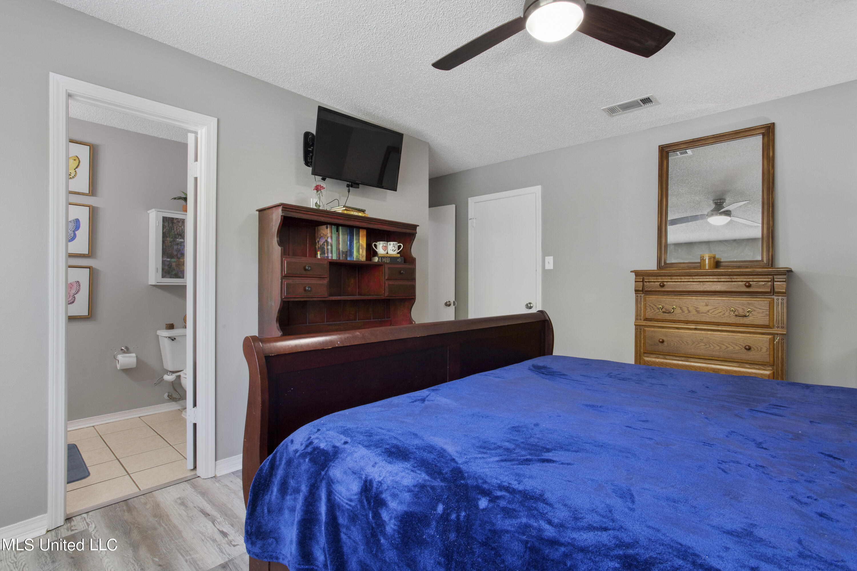 8008 Ridgecrest Circle Biloxi, MS 39532 - Photo 14 of 26 014 (7)