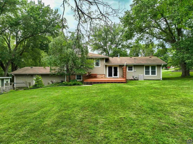 $339,000 | 4038 Southeast Howard Drive, Topeka, KS 66605