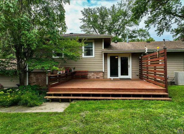 $339,000 | 4038 Southeast Howard Drive, Topeka, KS 66605