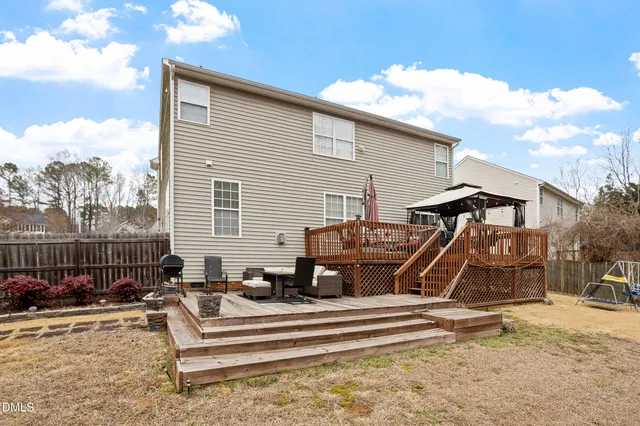 $400,000 | 101 Cedar Key Landing, Garner, NC 27529