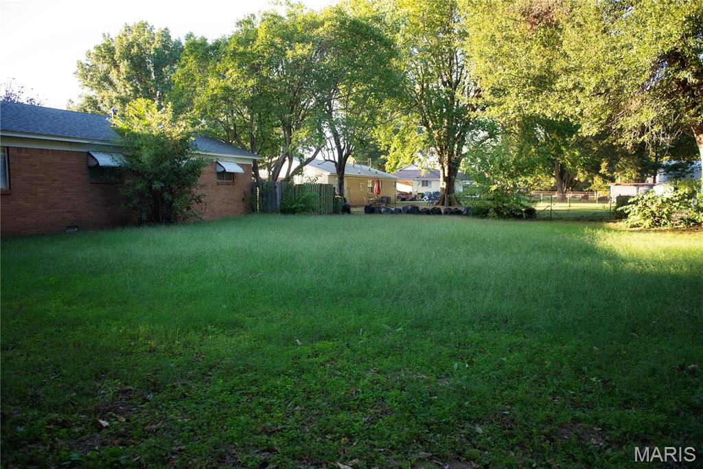 1804 Preston Street Kennett, MO 63857 - Photo 5 of 27