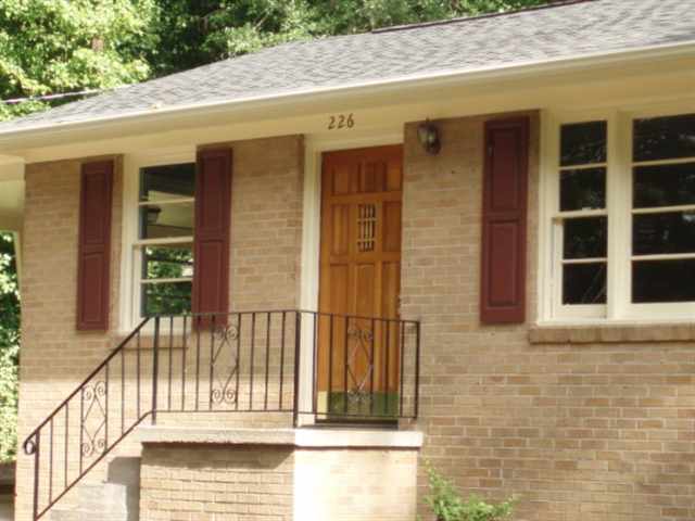 226 South Wingate Road Greenville, SC 29605 - Photo 1 of 14 Gallery Image 1