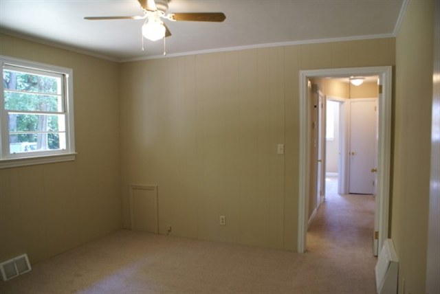 226 South Wingate Road Greenville, SC 29605 - Photo 10 of 14 Gallery Image 10