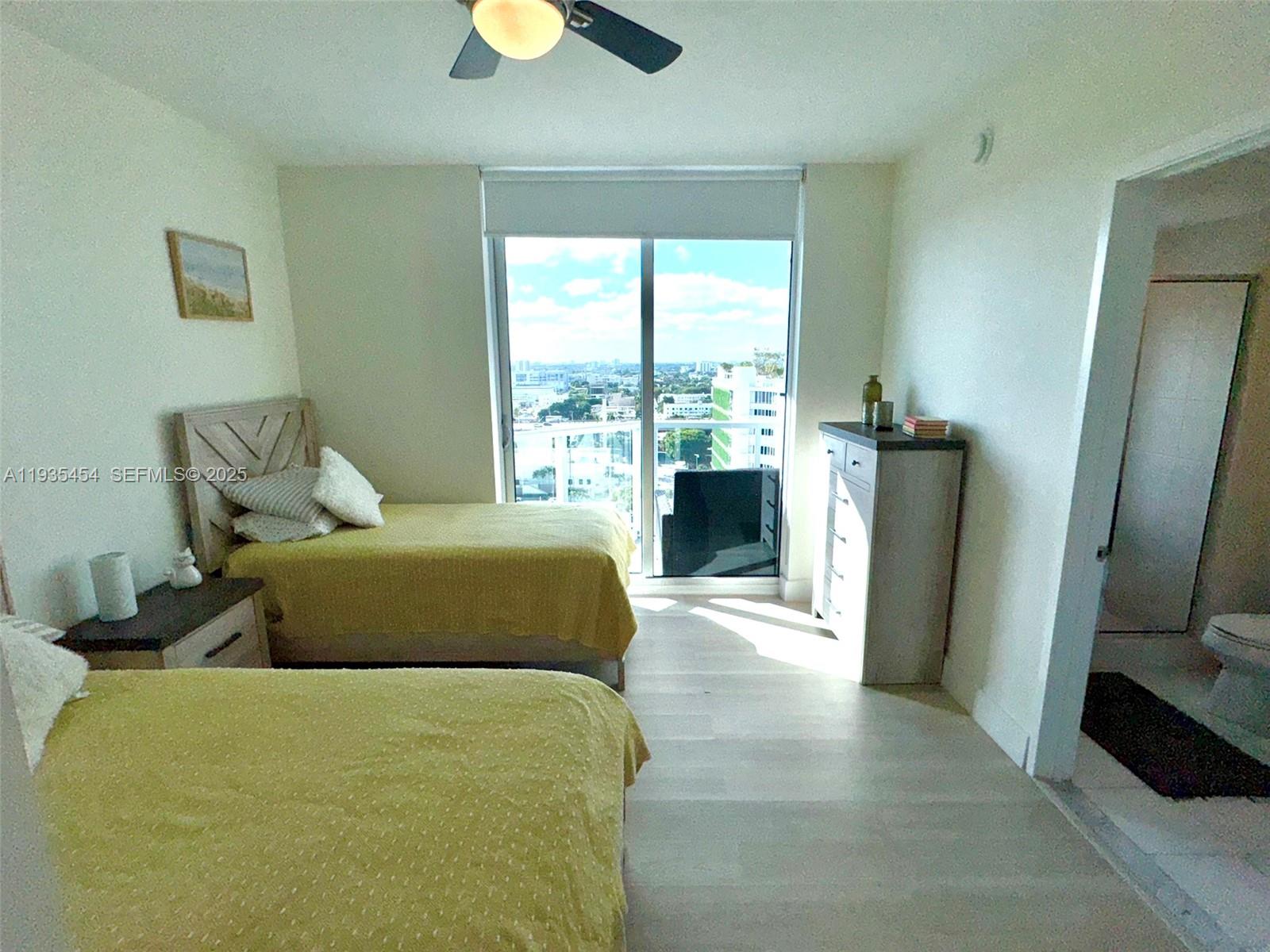 185 Southwest 7th Street, Unit 1402 Miami, FL 33130 - Photo 24 of 34