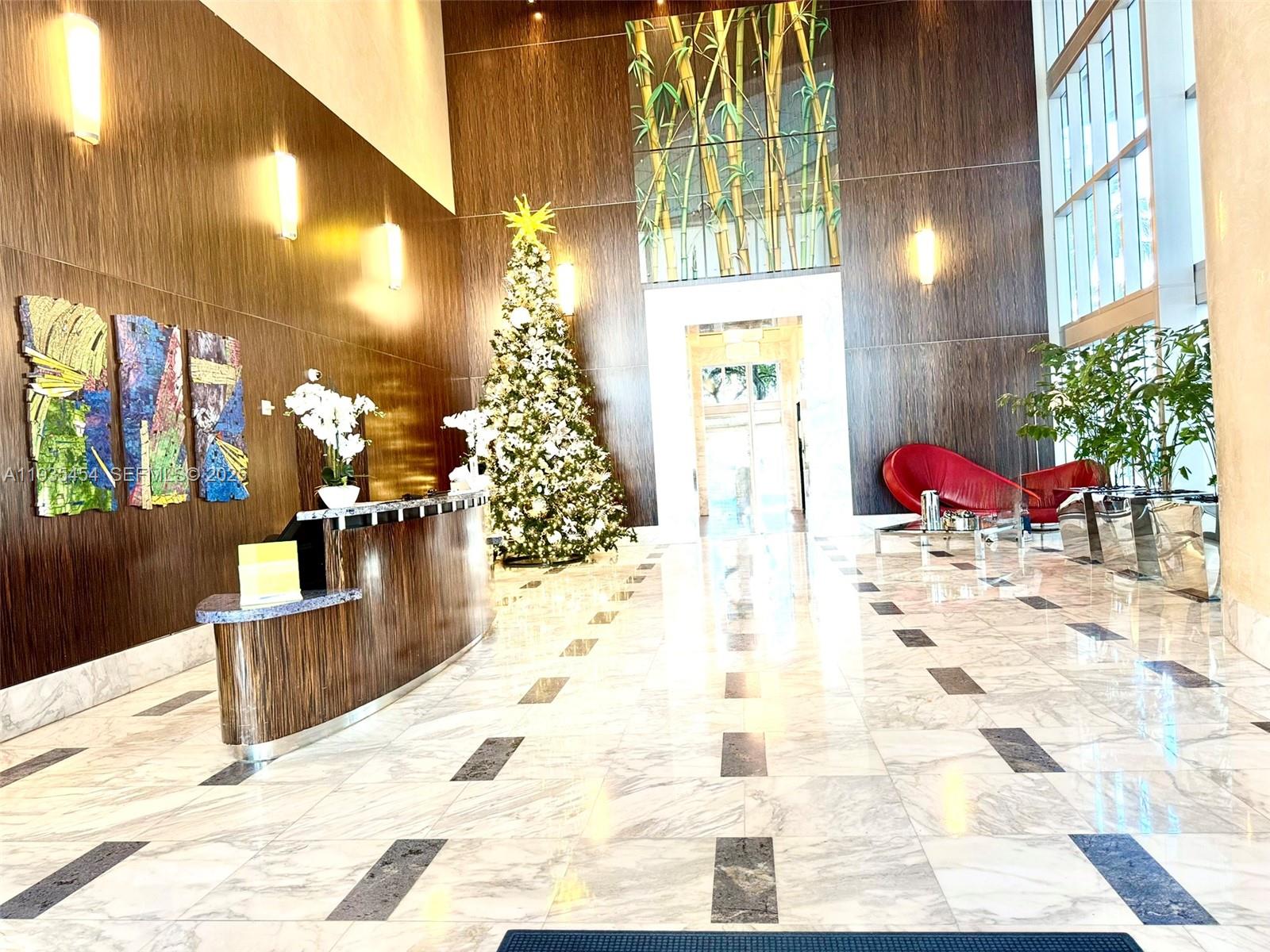 185 Southwest 7th Street, Unit 1402 Miami, FL 33130 - Photo 30 of 34