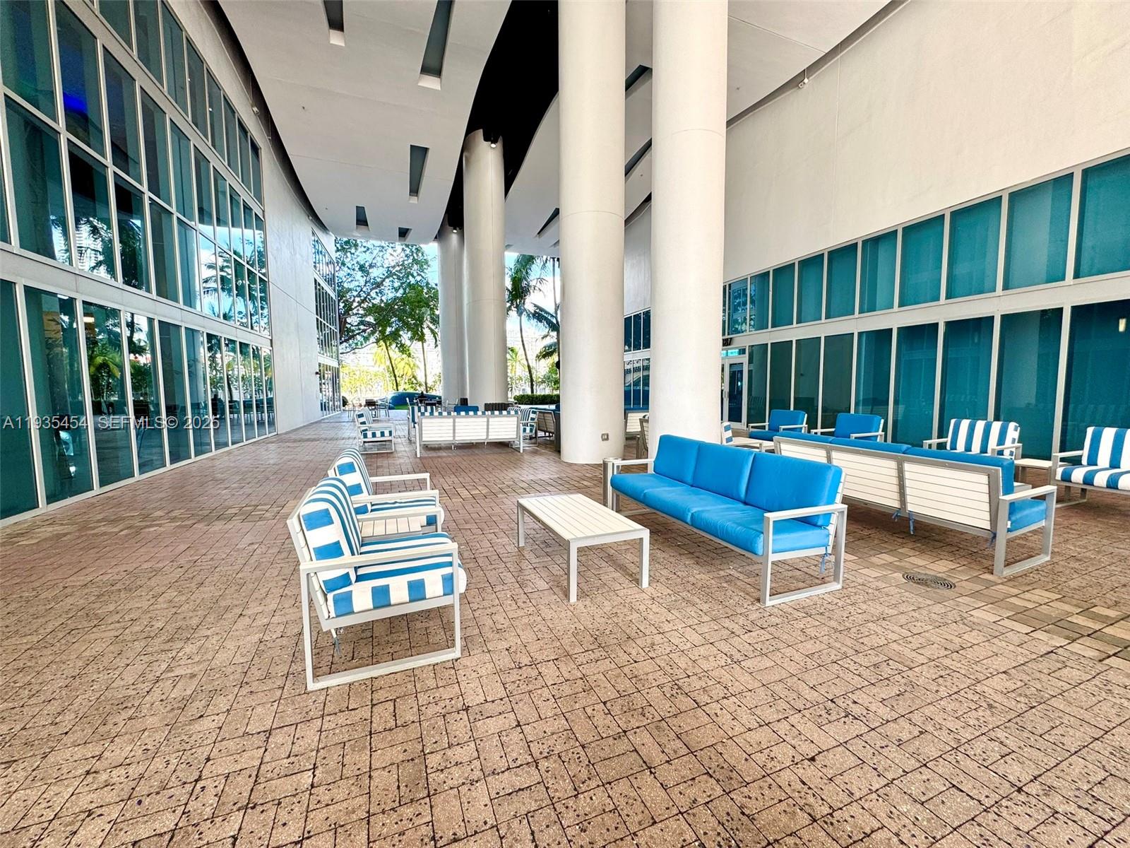 185 Southwest 7th Street, Unit 1402 Miami, FL 33130 - Photo 34 of 34