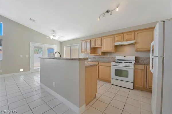 $2,100 | 3762 Flowering Peach Court, Las Vegas, NV 89147