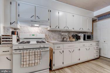 1956 Ormand Road Baltimore, MD 21222 - Photo 14 of 33