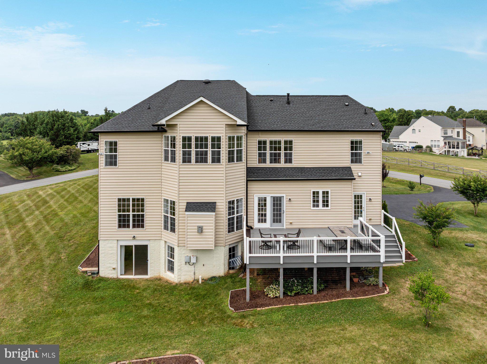 38786 Rambling Farm Drive Hamilton, VA 20158 - Photo 86 of 97
