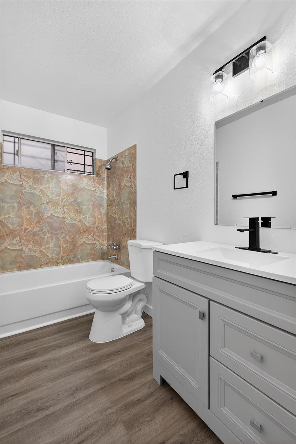 3833 Rion Way Stockton, CA 95209 - Photo 24 of 38