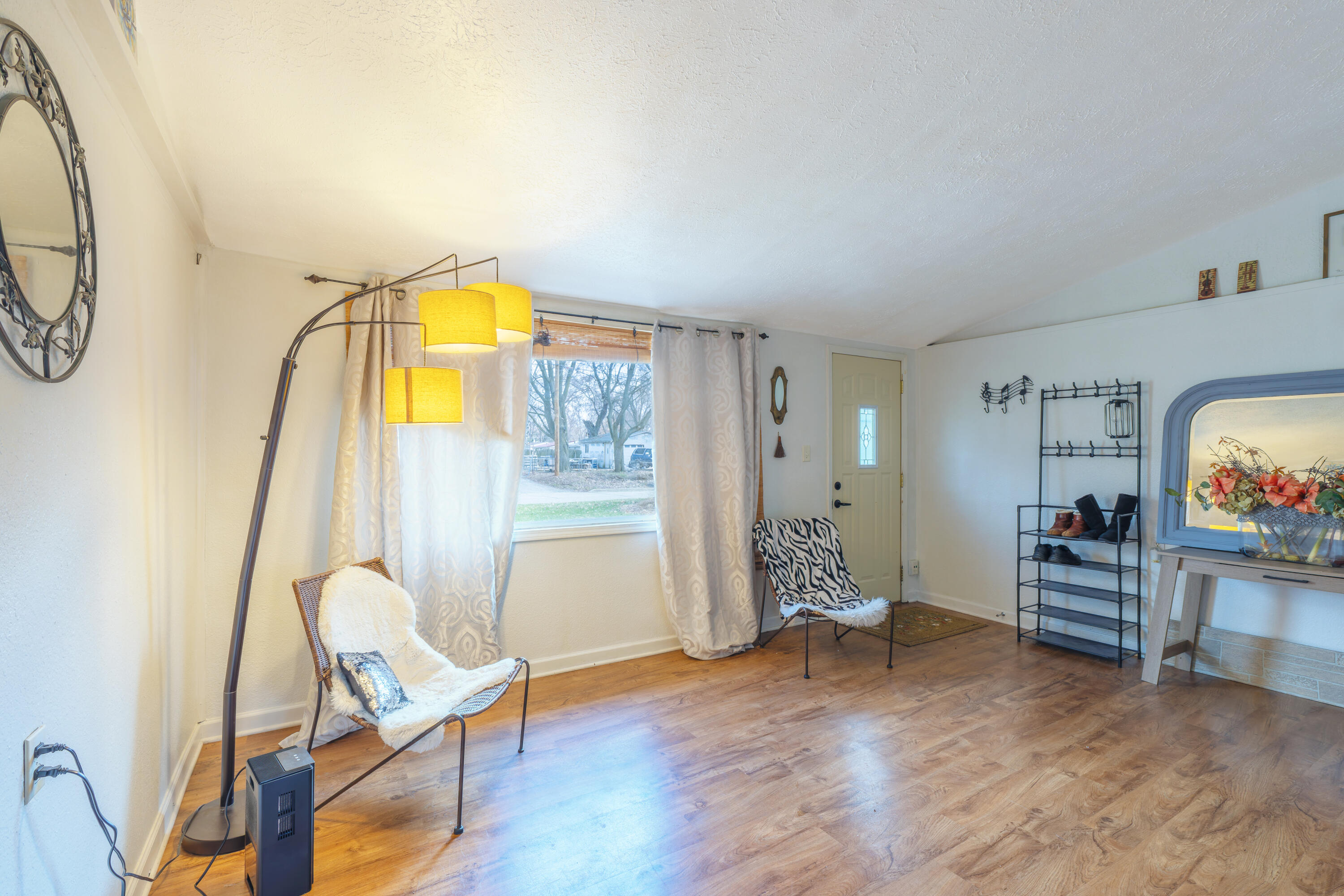 241 North 26th Street Springfield, MI 49037 - Photo 5 of 26 26th_St_241-5