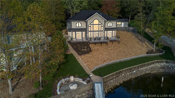 $1,850,000 | 45 St Croix Lane, Sunrise Beach, MO 65079