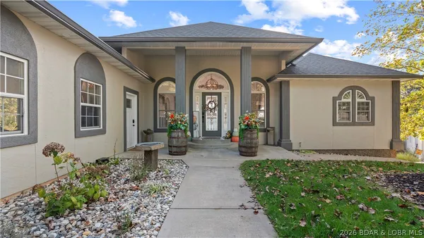 $1,850,000 | 45 St Croix Lane, Sunrise Beach, MO 65079