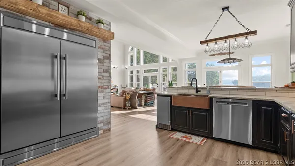 $1,850,000 | 45 St Croix Lane, Sunrise Beach, MO 65079