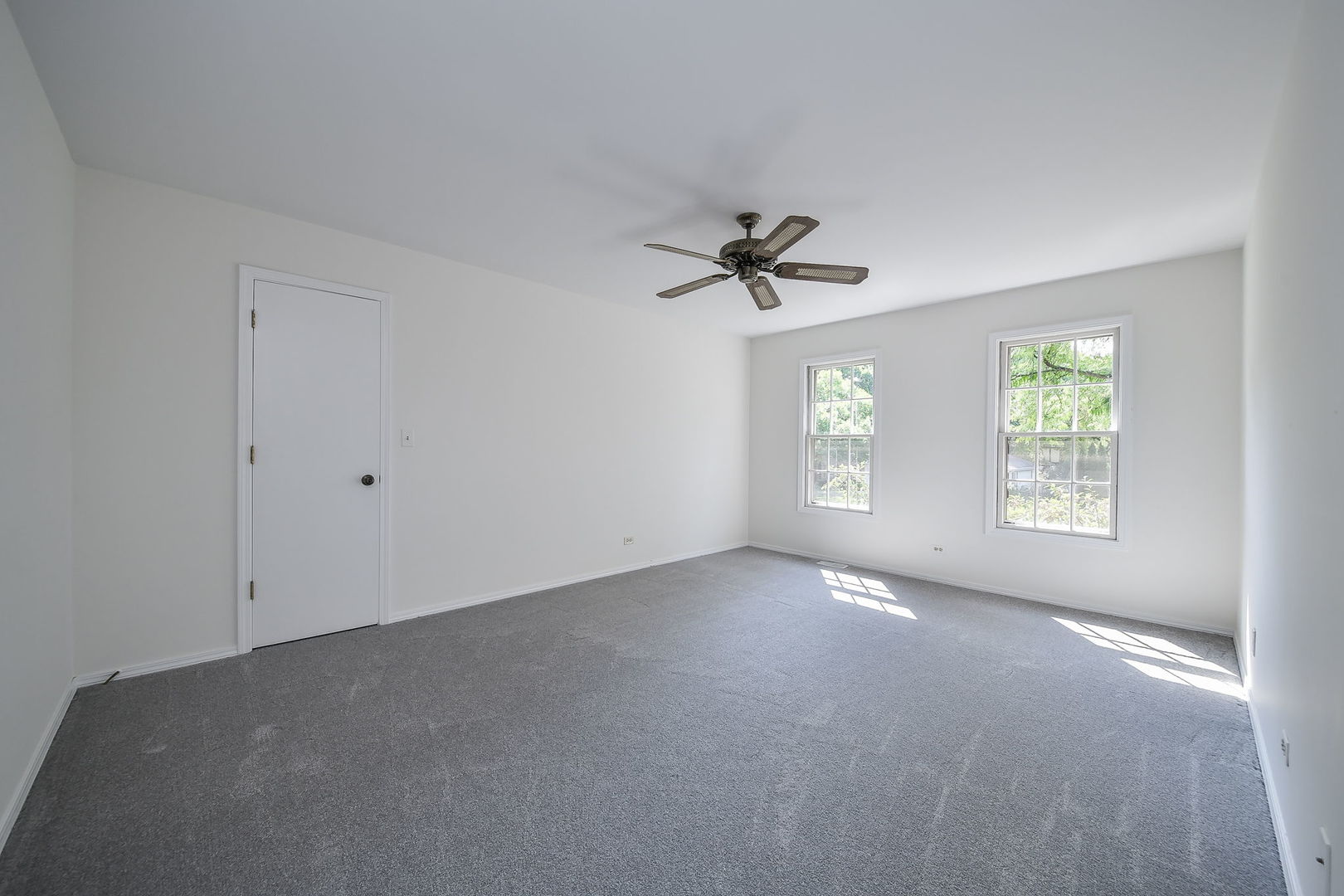 825 Biltmore Court Naperville, IL 60563 - Photo 19 of 43 a view of an empty room with a window