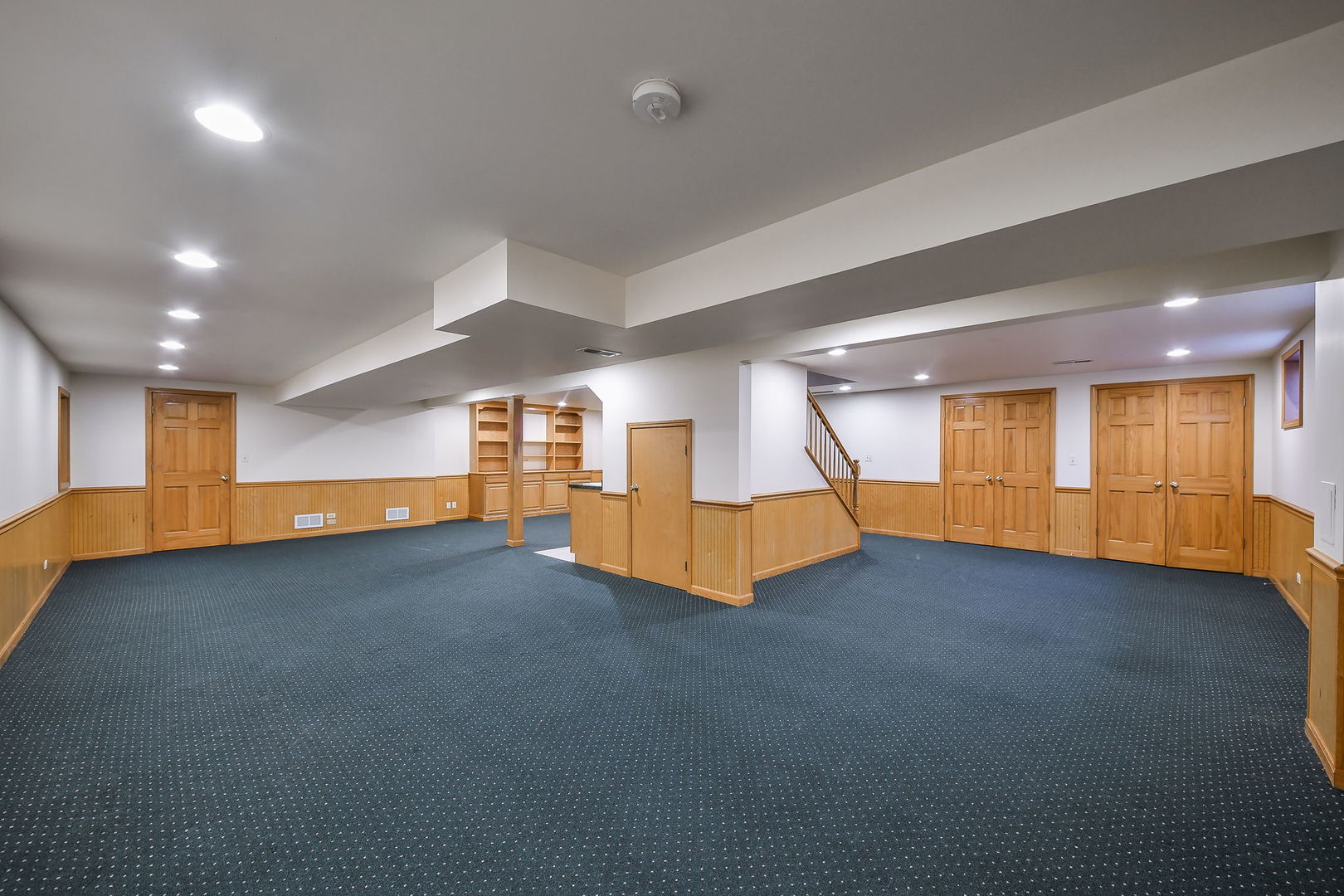 825 Biltmore Court Naperville, IL 60563 - Photo 23 of 43 a view of an empty room with a window