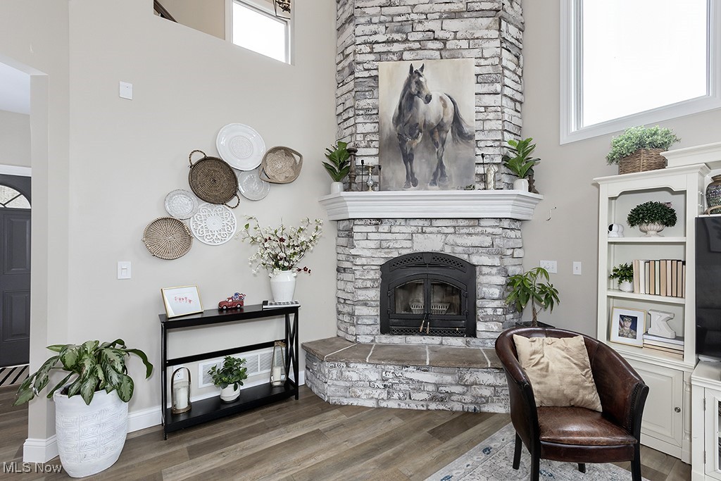 11651 Colburn Road Painesville, OH 44077 - Photo 6 of 42 Living room