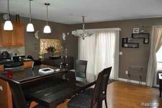 2876 Emmons Avenue Rochester, MI 48307 - Photo 6 of 21 DSC_0680.jpg