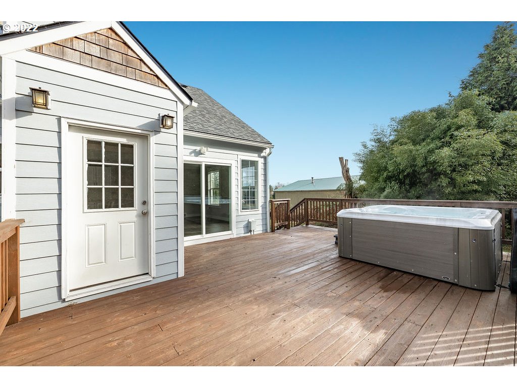 91158 Youngs River Road Astoria, OR 97103 - Photo 27 of 32 a view of outdoor space with wooden floor