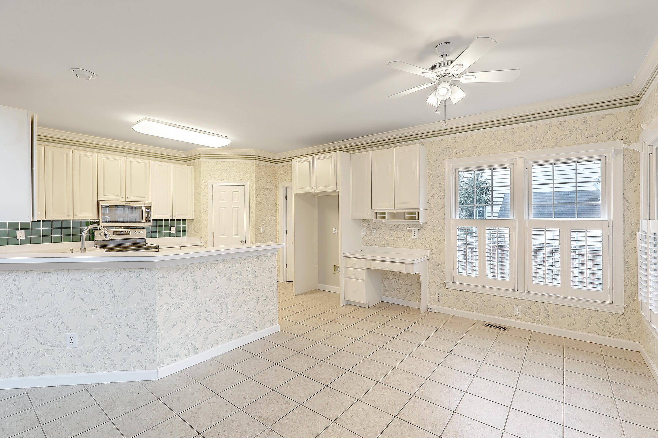 3081 Linksland Road Mount Pleasant, SC 29466 - Photo 17 of 52 1R3A0066_67_68_69_70_71_72