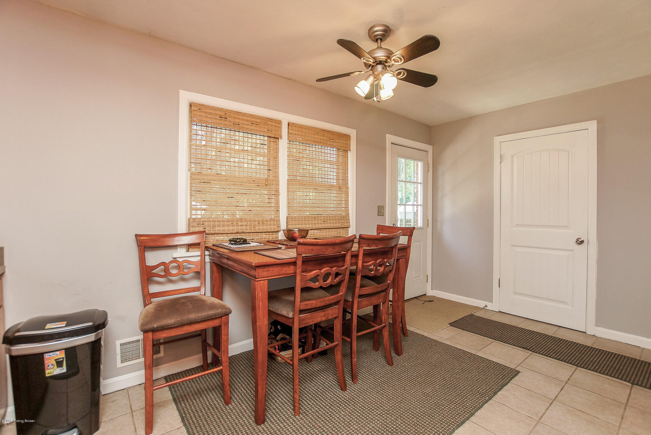 4308 Lambert Road Louisville, KY 40219 - Photo 11 of 39 Kitchenet 2