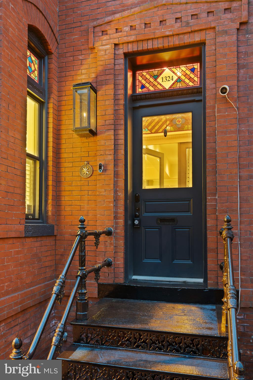 1324 Wallach Place Northwest Washington, DC 20009 - Photo 4 of 48