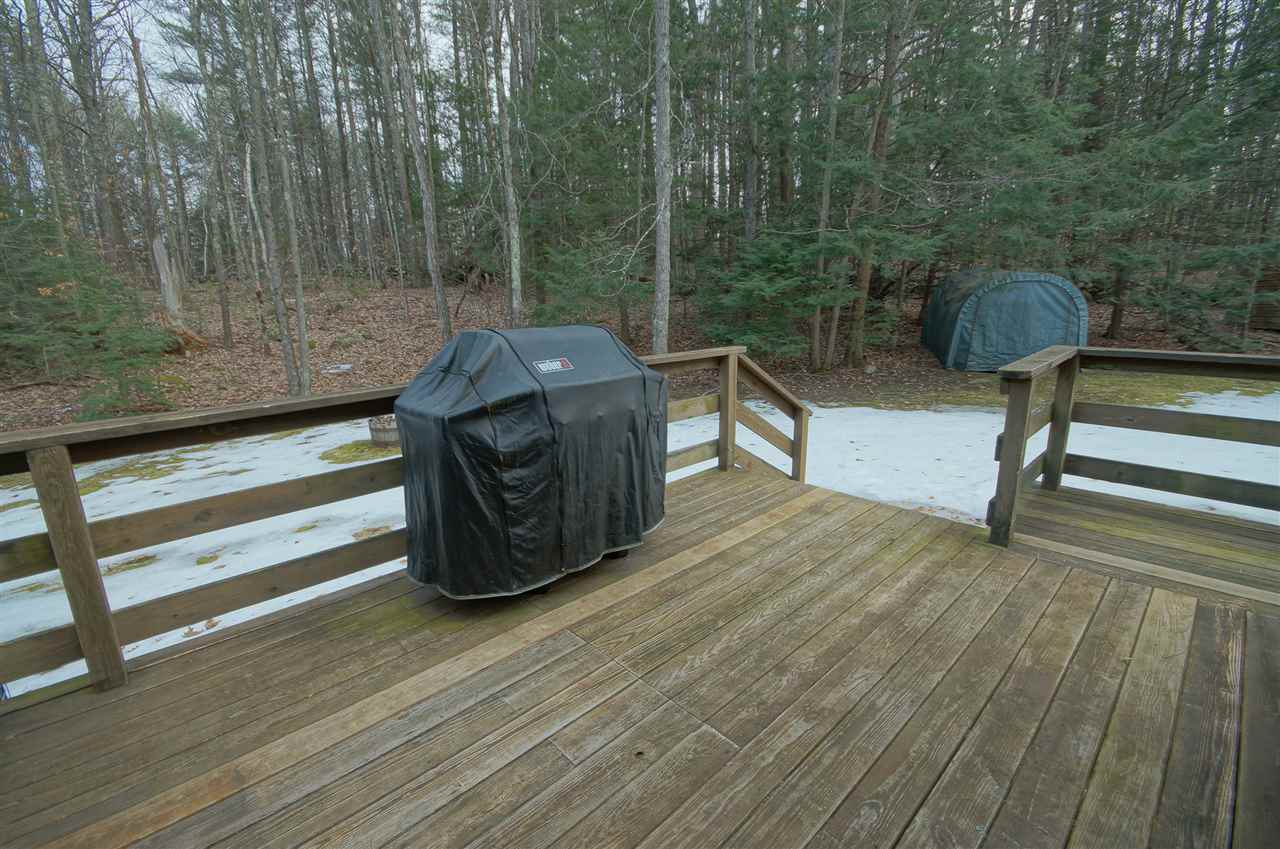 25 Pine Ridge Circle Sandown, NH 03873 - Photo 33 of 35