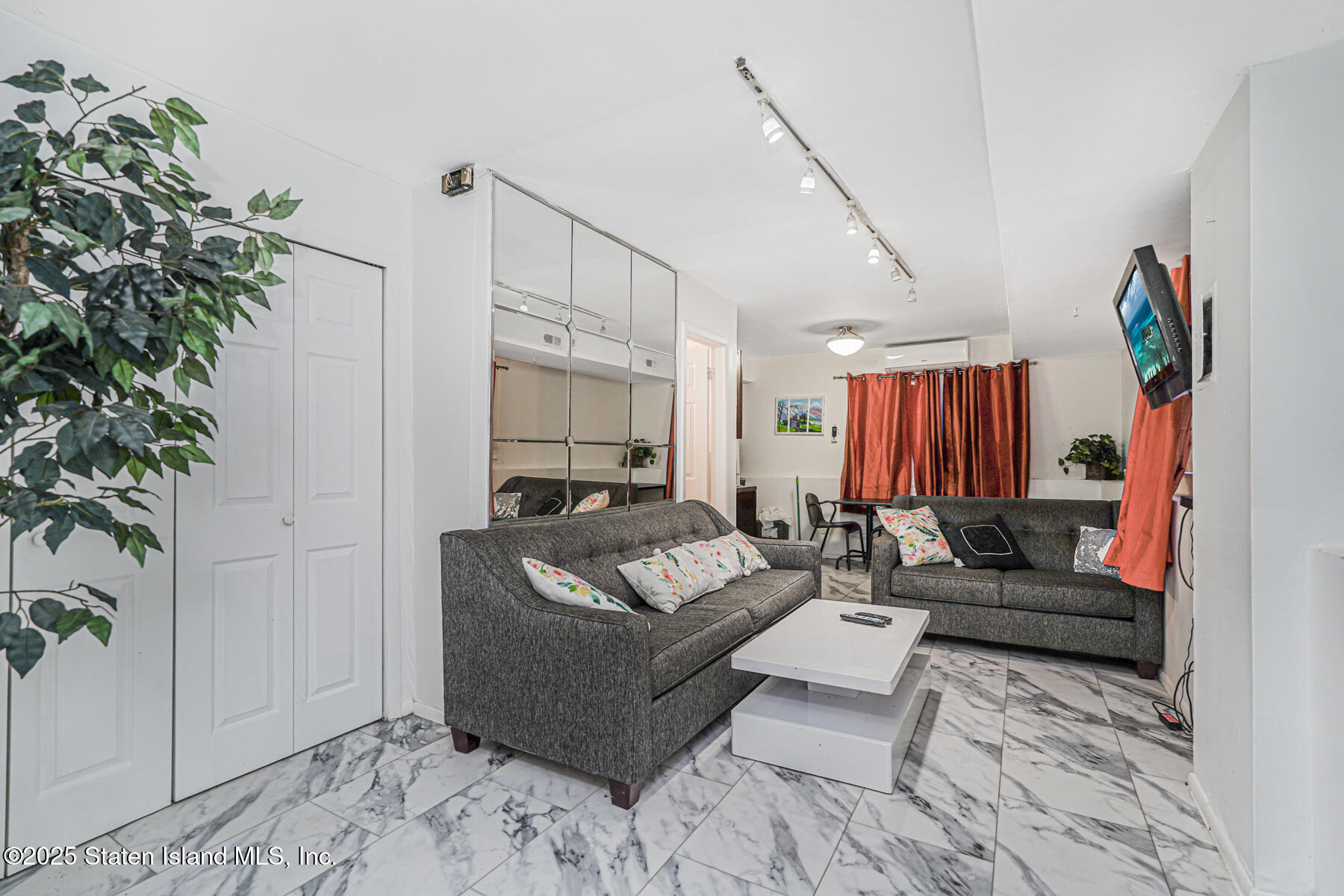 429 Travis Avenue Staten Island, NY 10314 - Photo 16 of 24 Photo Nov 18 2025, 5 00 28 PM