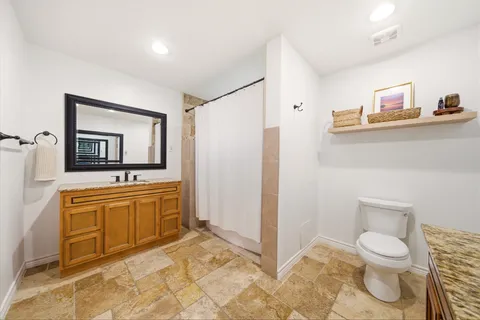 $635,000 | 1108 Wakefield Drive, Houston, TX 77018