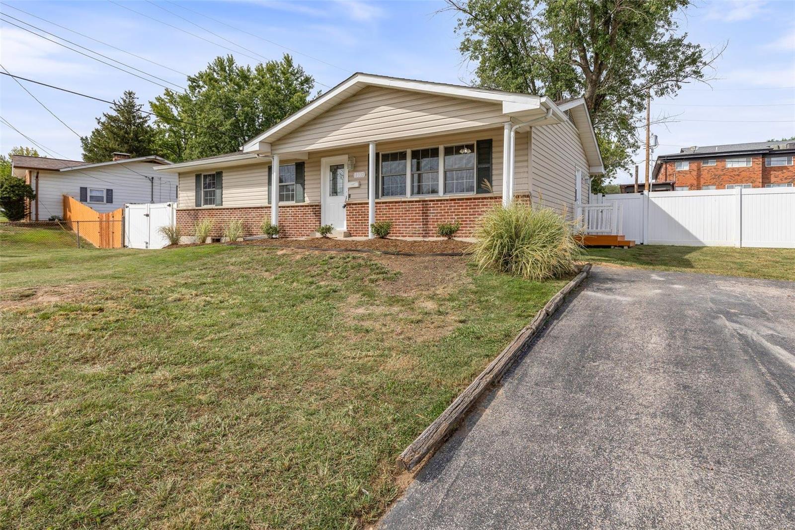 1105 Alexander Drive Festus, MO 63028 - Photo 28 of 30