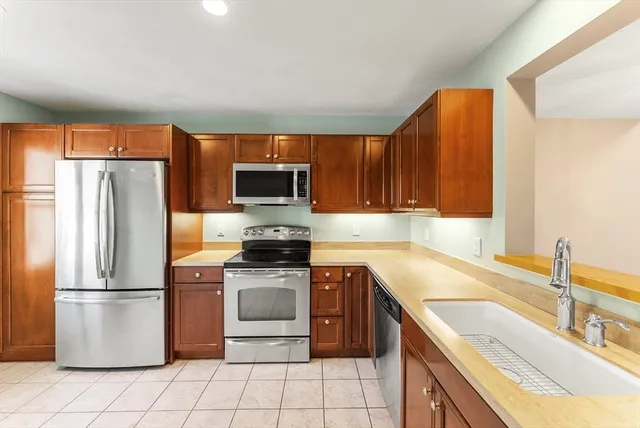 $549,900 | 61 Bradstreete Crossing, Unit 61, Plymouth, MA 02360