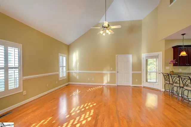 $400,000 | 7 Shady Hollow Lane, Greer, SC 29651