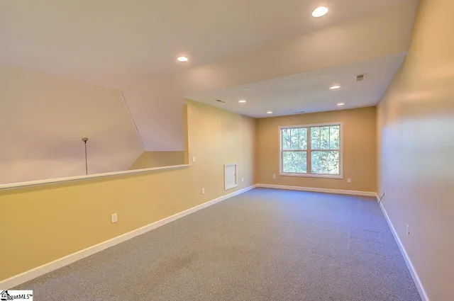 $400,000 | 7 Shady Hollow Lane, Greer, SC 29651