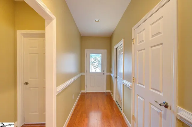 $400,000 | 7 Shady Hollow Lane, Greer, SC 29651