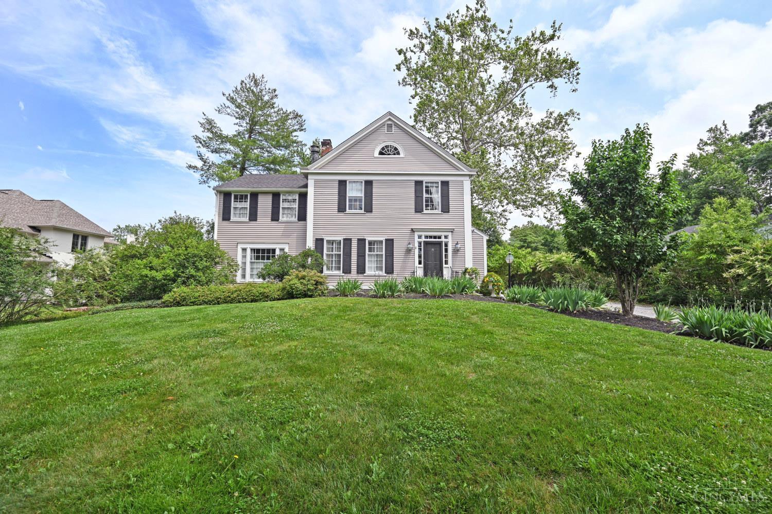 6900 Drake Road Cincinnati, OH 45243 - Photo 2 of 44