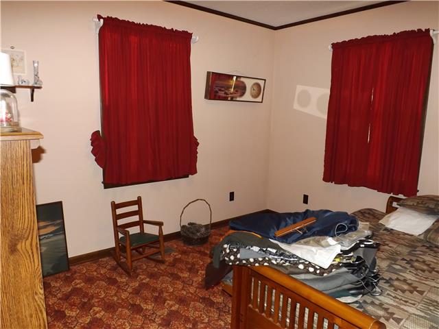 680 Maple Springs Road Manchester, TN 37355 - Photo 12 of 15 The third bedroom features two windows and a good size closet.