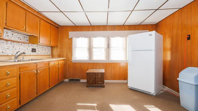 $109,900 | 305 South Harrison Street, Colfax, IL 61728