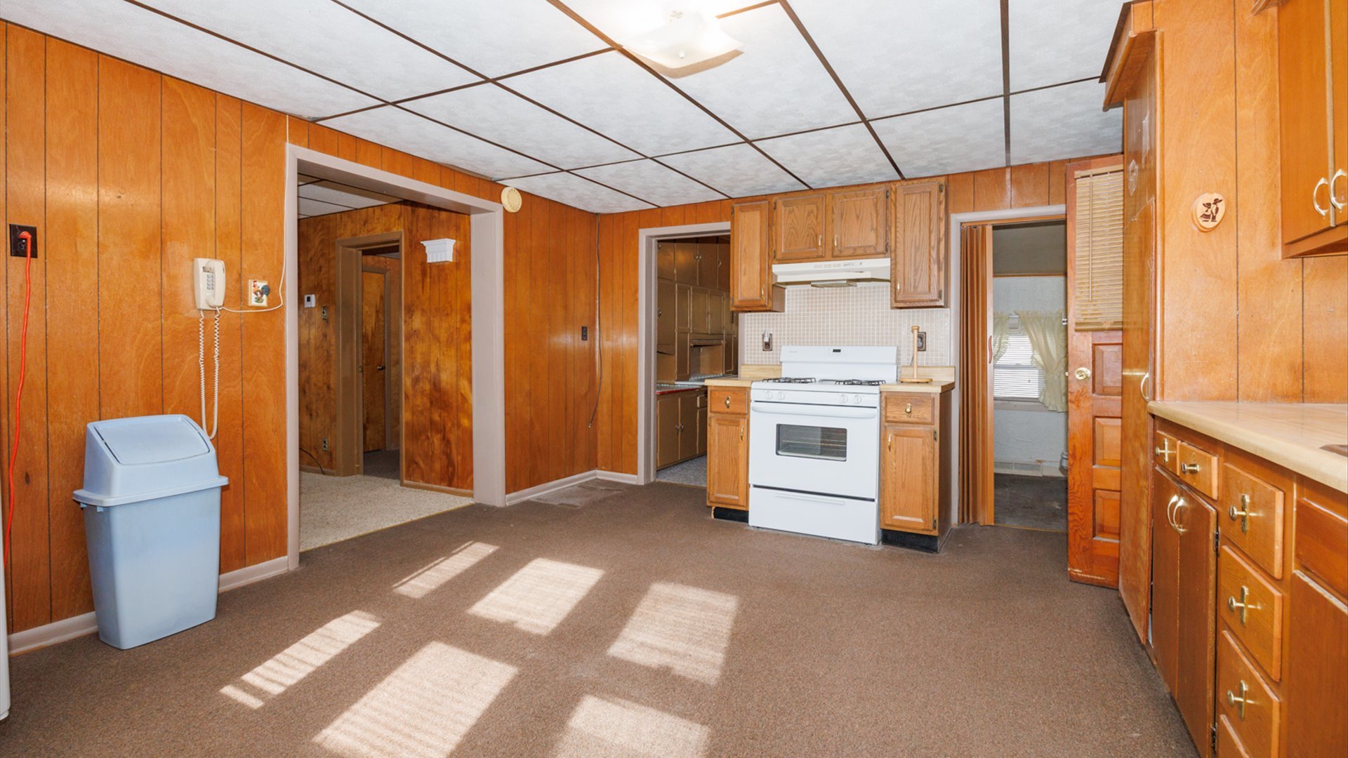 305 South Harrison Street Colfax, IL 61728 - Photo 14 of 27