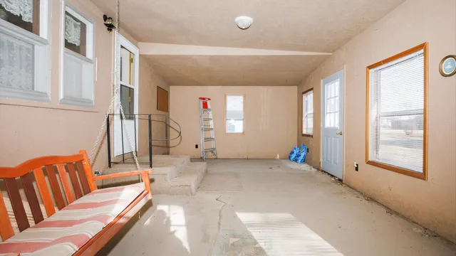 $109,900 | 305 South Harrison Street, Colfax, IL 61728