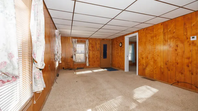 $109,900 | 305 South Harrison Street, Colfax, IL 61728