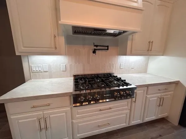 $485,520 | 6050 Dania, Beaumont, TX 77707