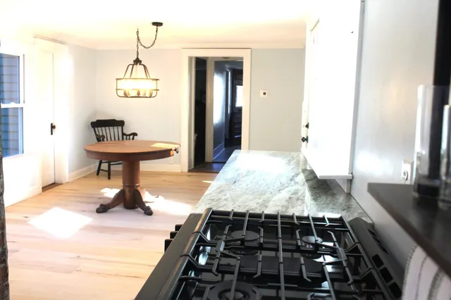 $527,000 | 22 Church Street, Kingston, NH 03848