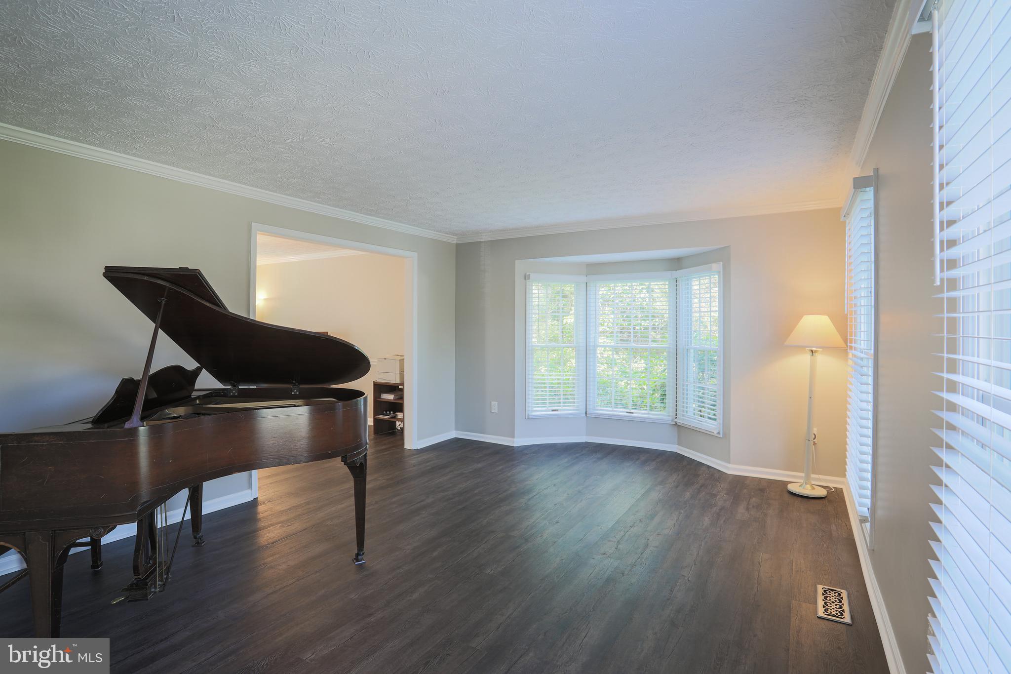 17119 Spates Hill Road Poolesville, MD 20837 - Photo 10 of 72