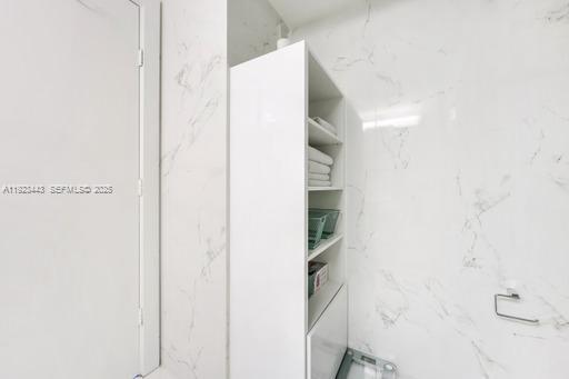 92 Southwest 3rd Street, Unit 5108 Miami, FL 33130 - Photo 16 of 23 a view of cupboard
