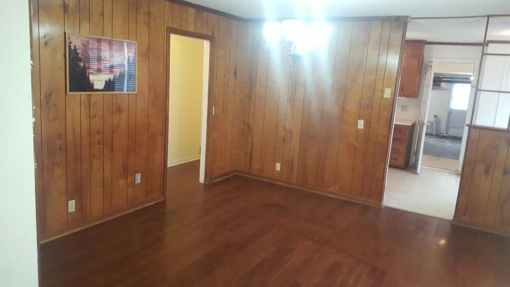 2922 Anderson Road Nashville, TN 37217 - Photo 3 of 10 a view of an empty room with a elevator