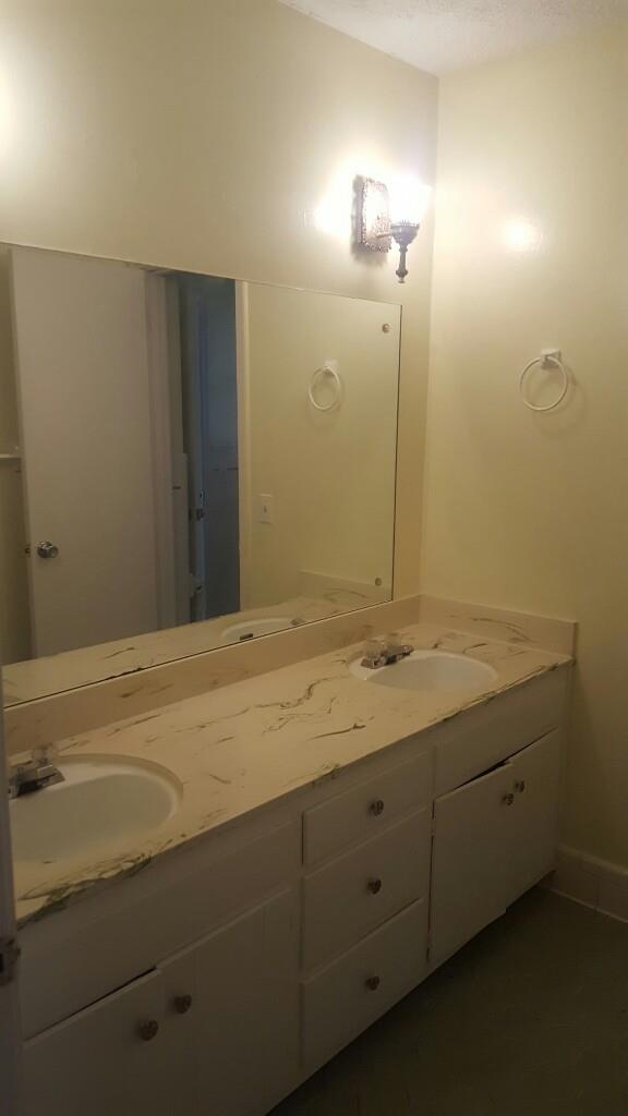 2922 Anderson Road Nashville, TN 37217 - Photo 9 of 10 a bathroom with a sink and vanity