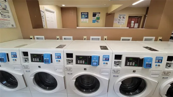 $1,199 | 4155 South Semoran Boulevard, Unit 4, Orlando, FL 32822