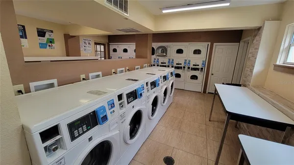 $1,199 | 4155 South Semoran Boulevard, Unit 4, Orlando, FL 32822