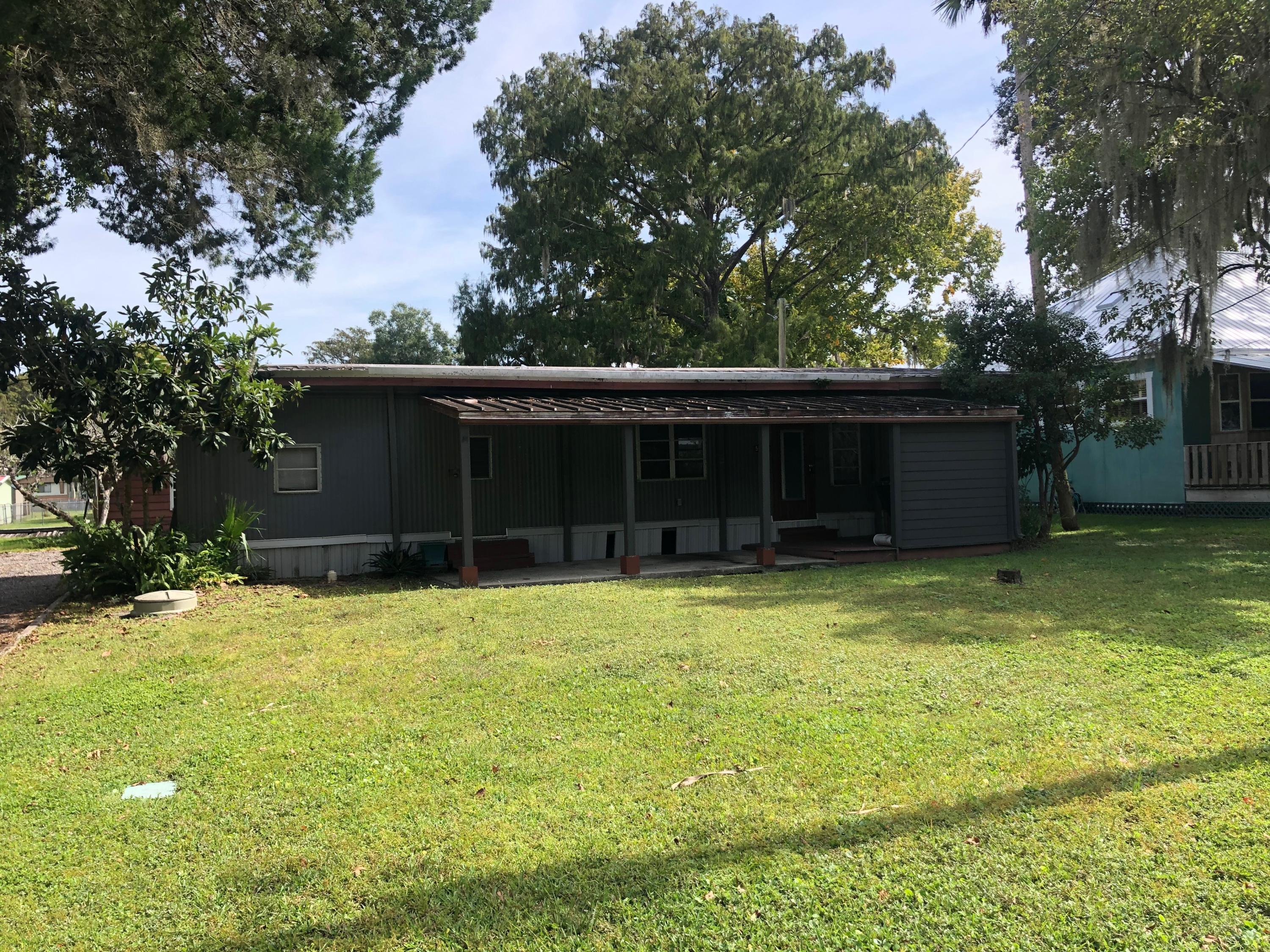 56310 Tree Road Astor, FL 32102 - Photo 1 of 16 IMG_9346