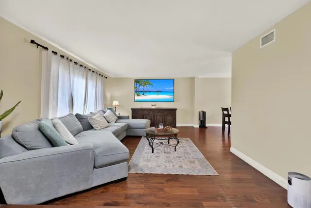 $1,099,000 | 2148 Estela Drive, El Cajon, CA 92020